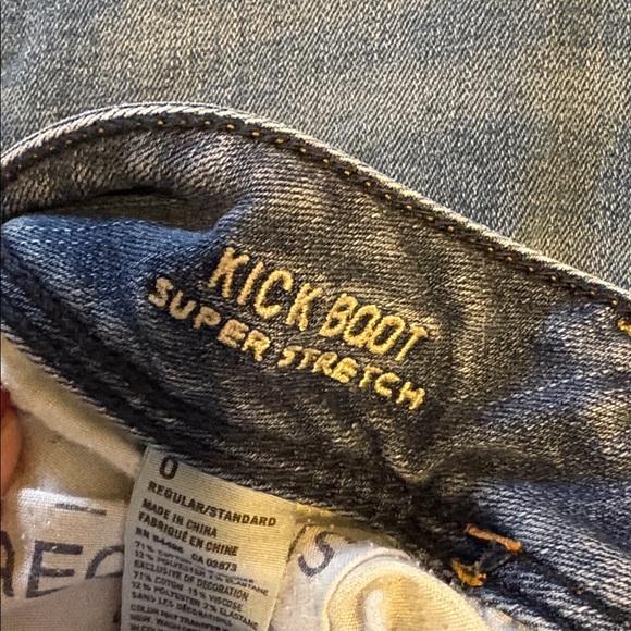 American Eagle Low Rise Kick Boot Jeans 0 - Picture 10 of 10